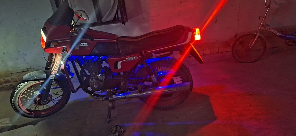 Matatsikil Jawa 350