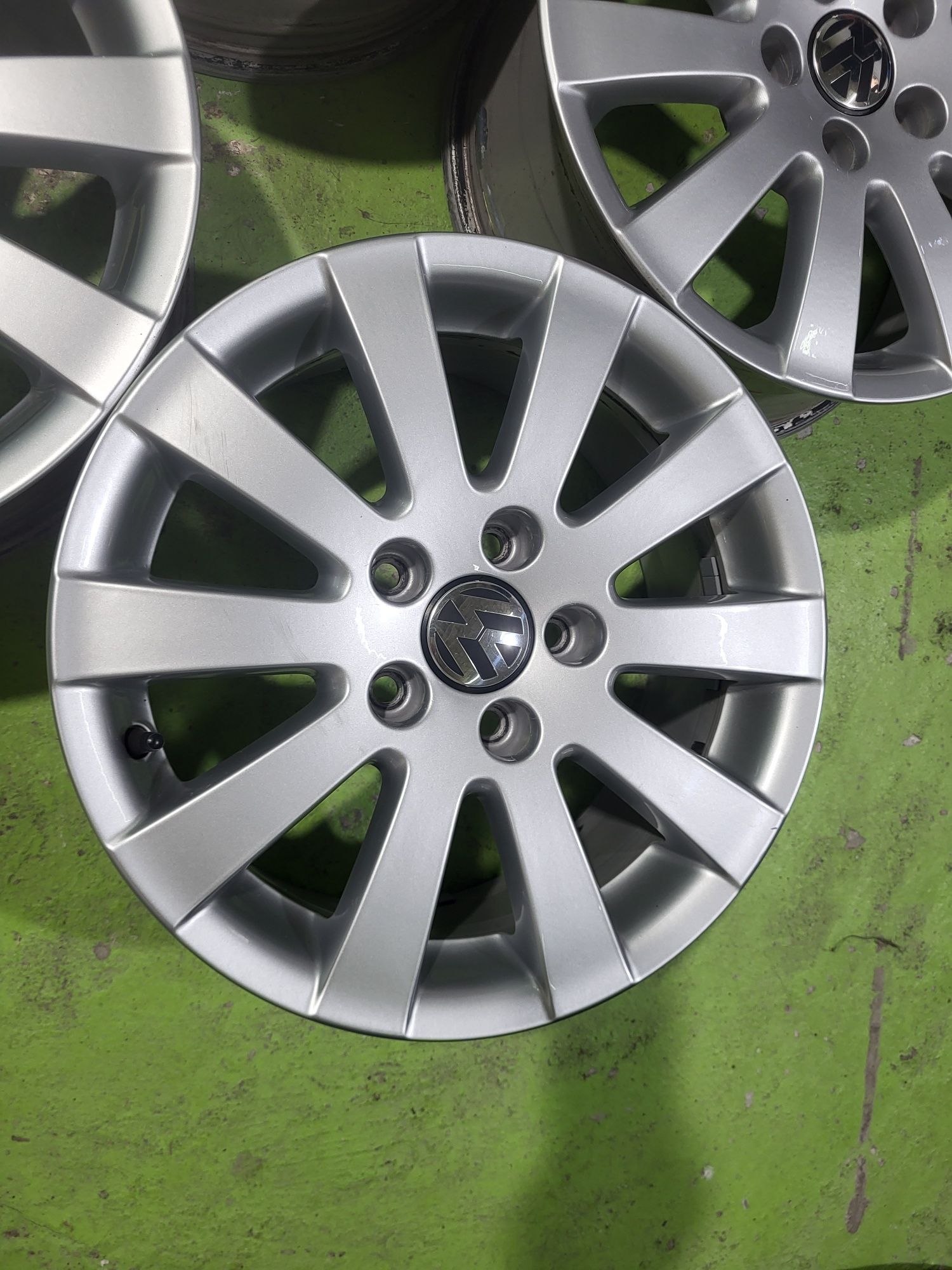 16 5x112 Vw Passat Touran Caddy Golf 5х112