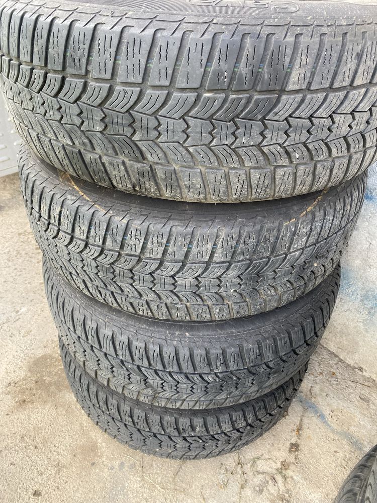 Jante cu anvelope de iarna 205/60R16