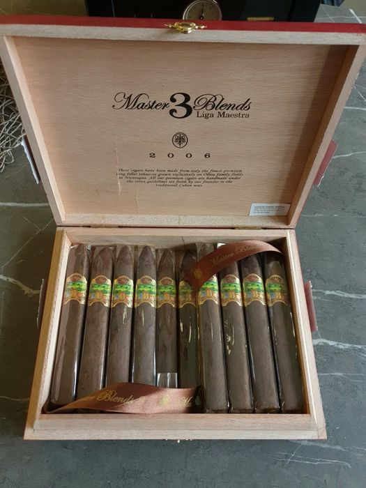 Кутия пури Oliva Master Blends