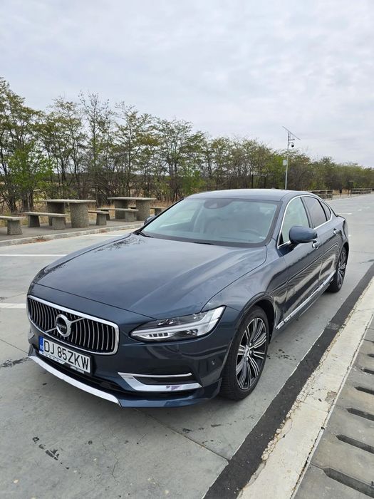 Volvo S90 Volvo S90 Momentum Pro, AT8 FWD
