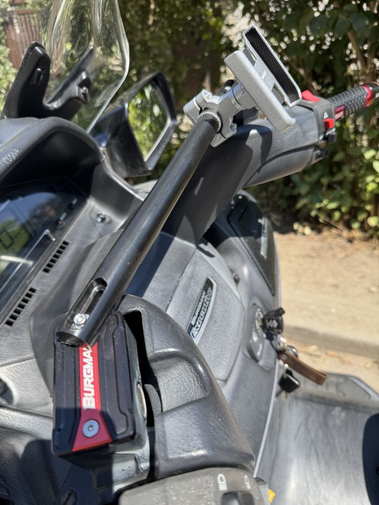 Рамо за захващане на аксесоари Suzuki Burgman 650 Executive