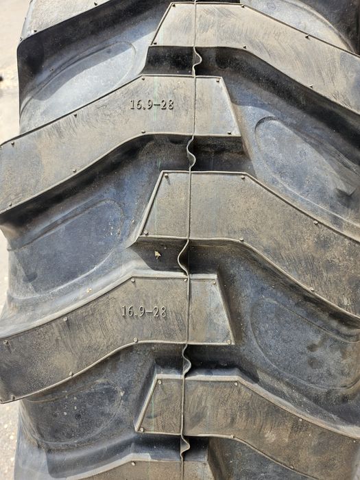 Шины на СпецТехники, Грузовые шины.