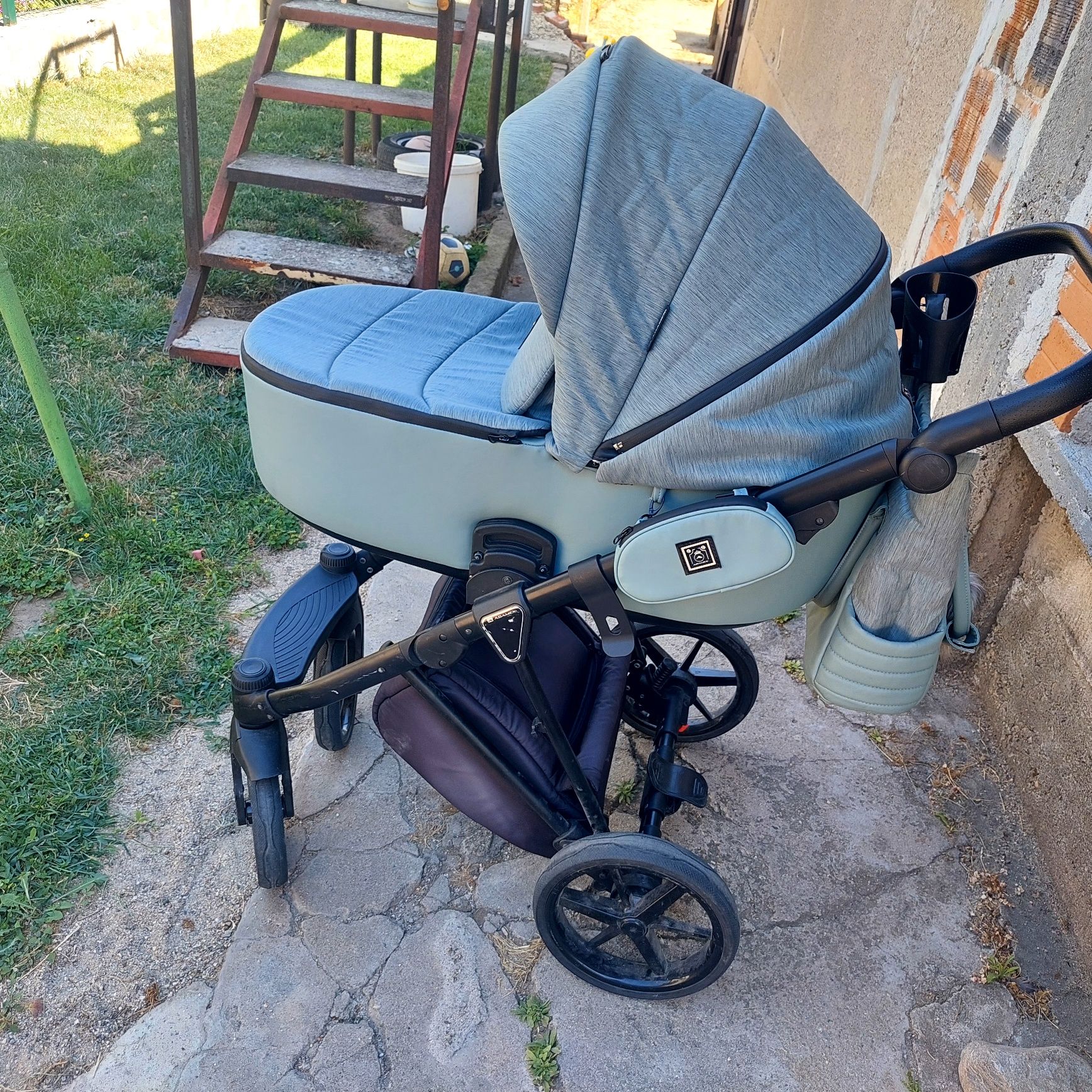 Бебешка количка 3в1