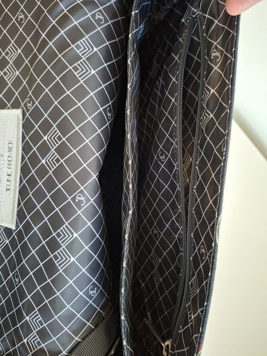 Servietă școlară It Bag Midi.