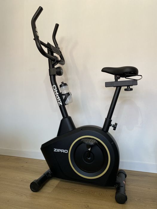 Bicicletă de apartament Zipro Boost volantă 7kg fitness cardio