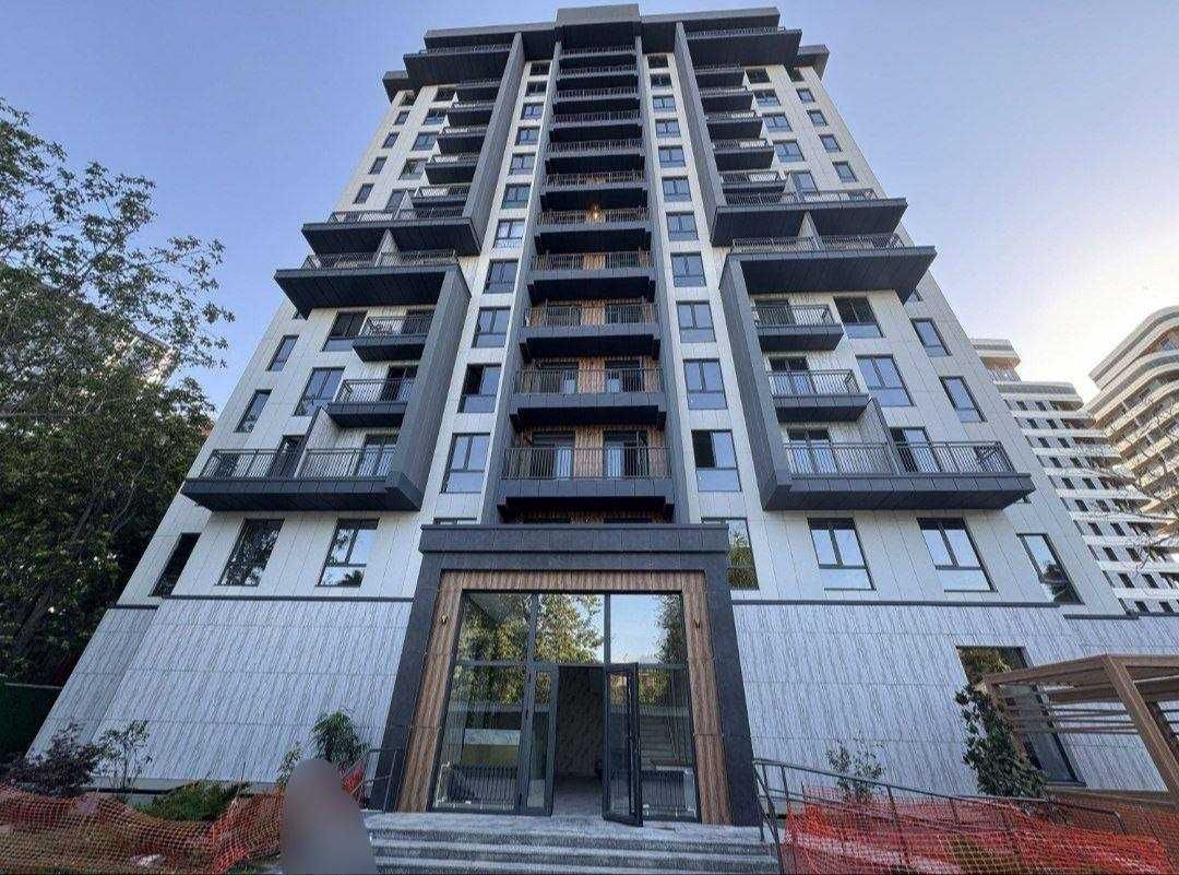 Green Island премиум недвижимость в центре, 83м2 коробка кадастр есть!