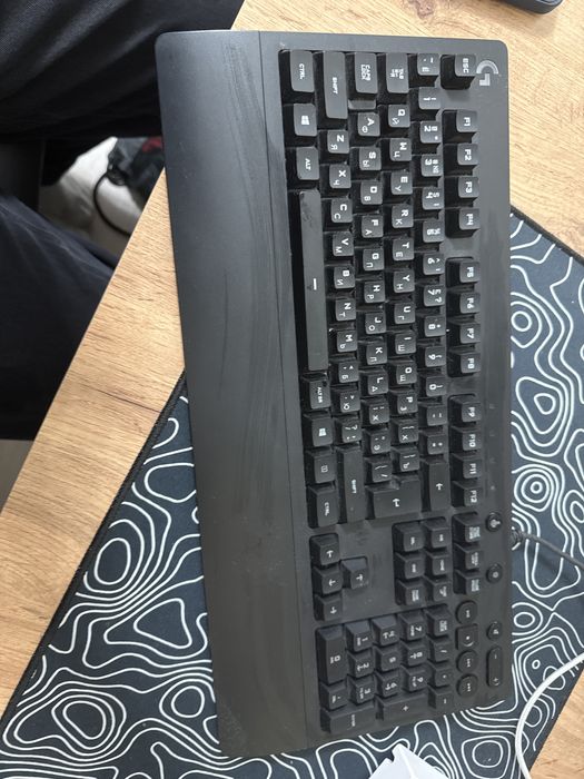 Logitech G 213 клава