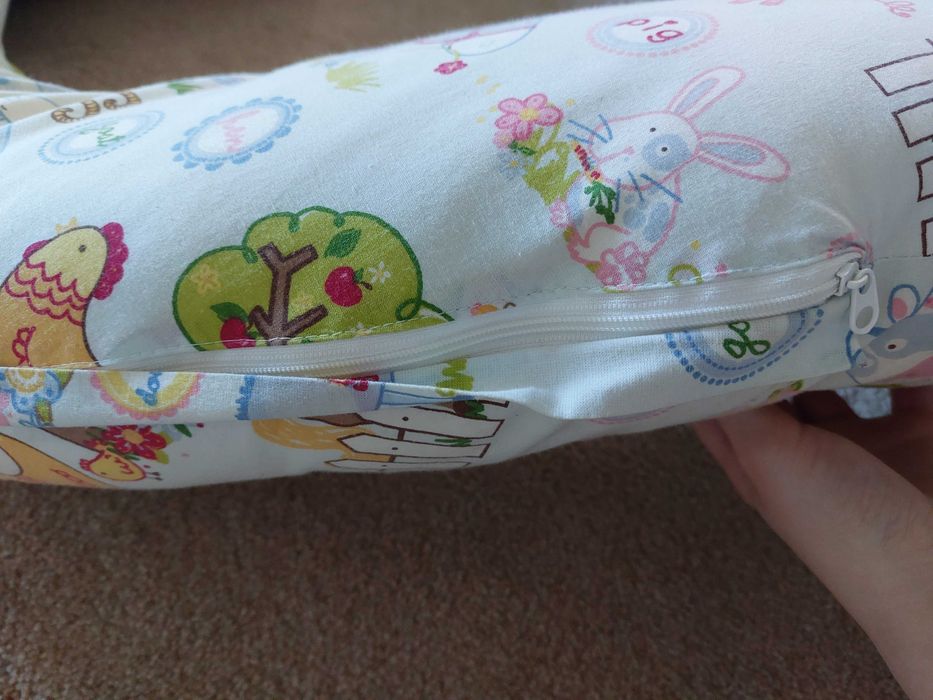 Perna gravidute colorată