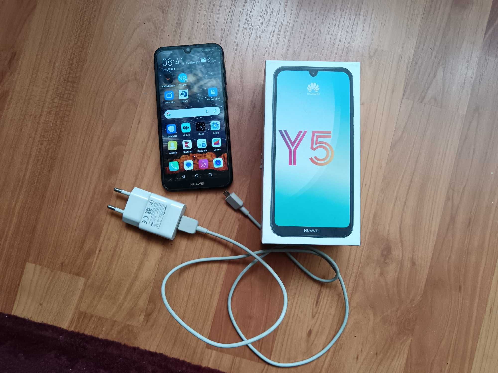Vand Smartphone Huawei Y5 2019