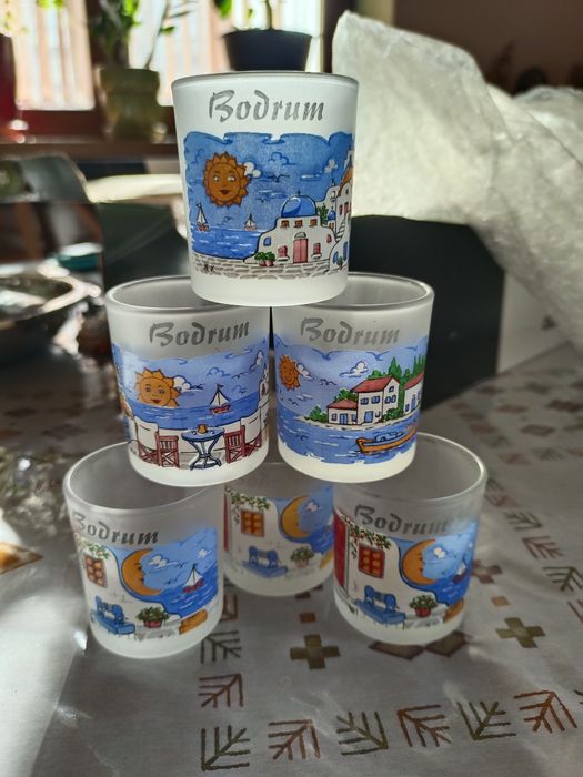 Рюмки с надписью "Бодрум"