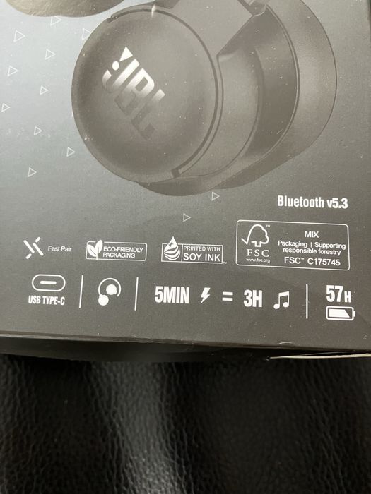 Безжични слушалки JBL Tune 720BT