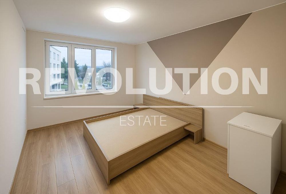 Дава се под наем Тристаен апартамент в Варна, Аспарухово - 75 кв.м за 350 € - Снимка #3