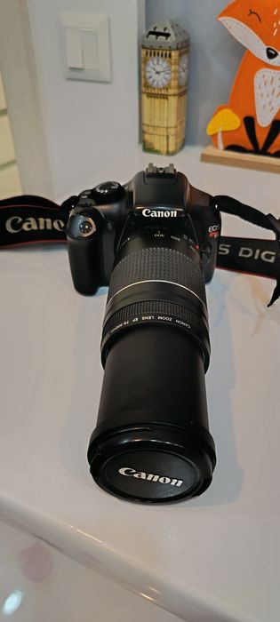 Canon Rebel T3 DSLR cu 2 obiective/ EU 1100D