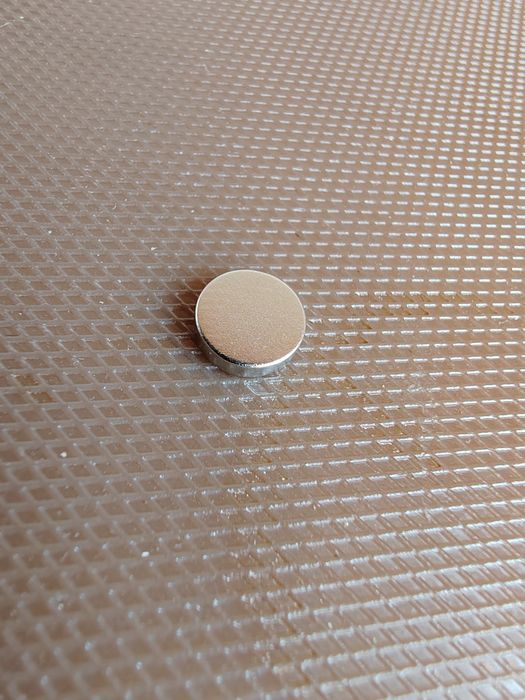 Магниты неодимовые диски 6*2 мм.