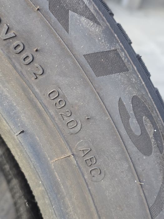 215 55 18 MAXXIS