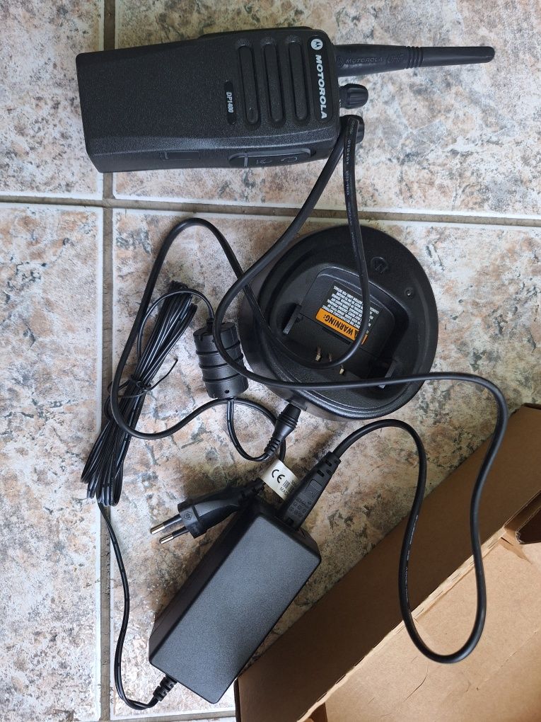 Професионална цифрова DMR радиостанция DP1400