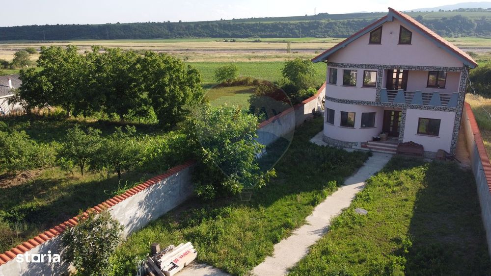 Casă / Vilă in Sat Nou / Panciu