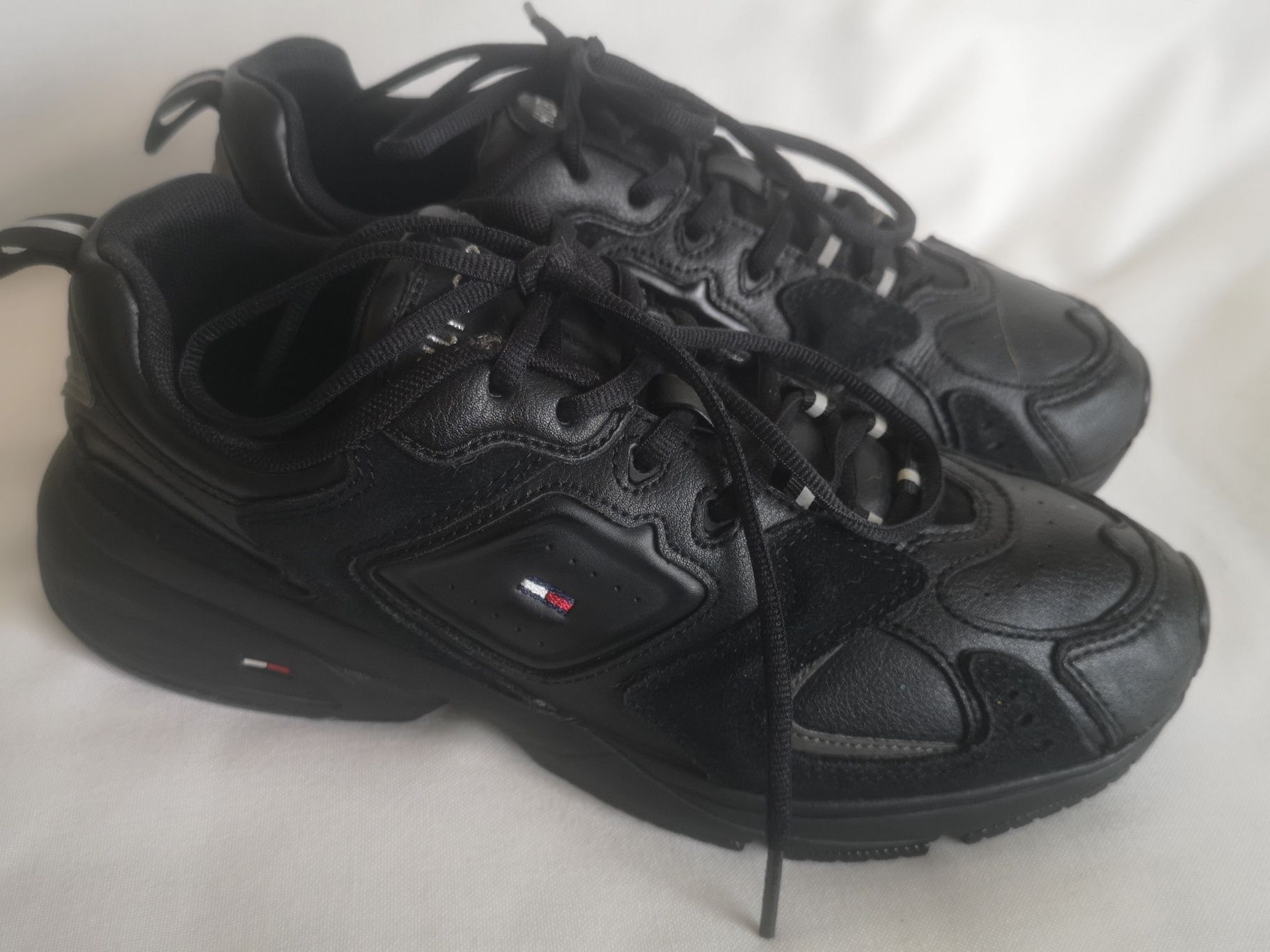Tommy Hilfiger, дамски маратонки, номер 41