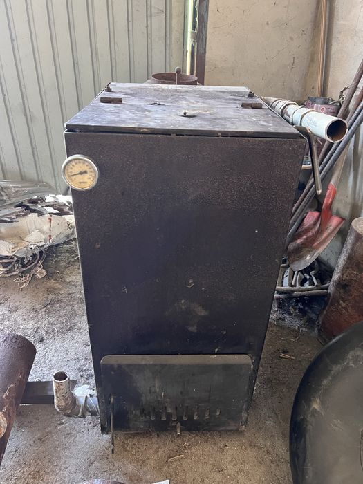 Продам печь на твердом топливе