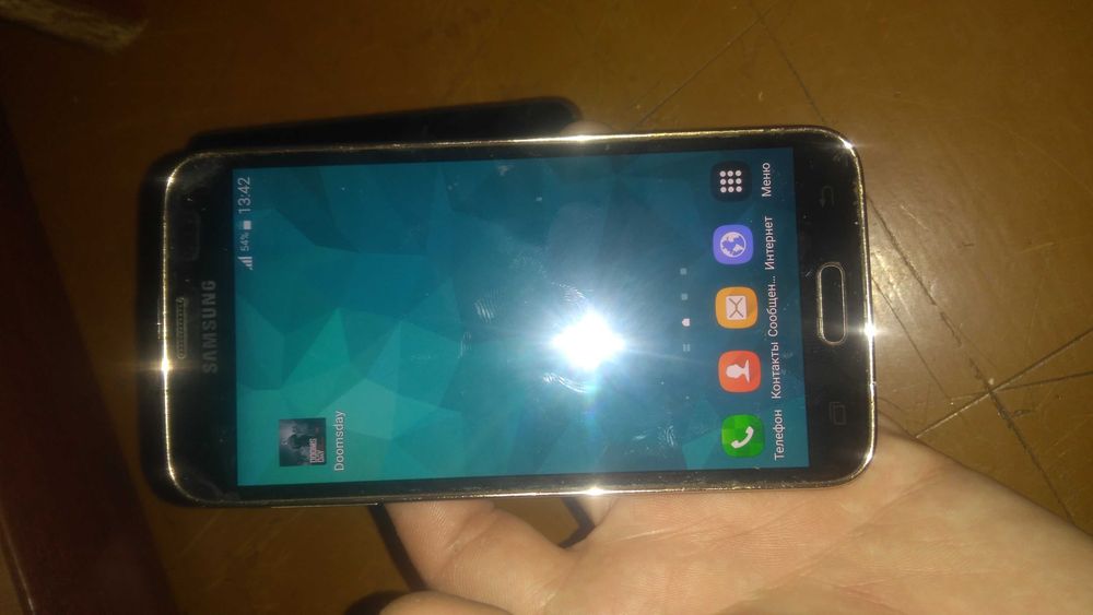 Продам  сотовые телефоны