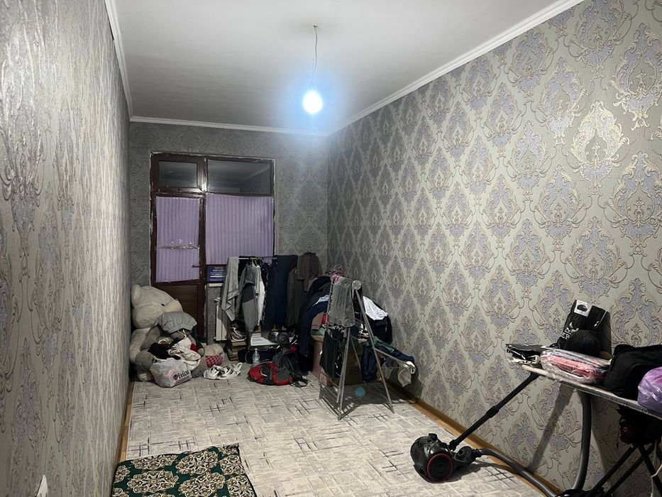 Tinchlik ofis oldida.Hamma qulayliklarga ega Dom sotiladi.