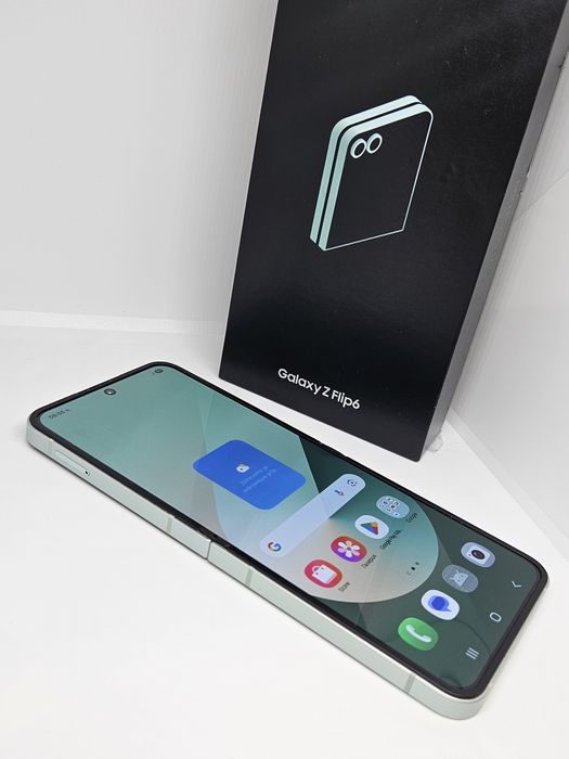 Samsung Galaxy Z Flip6 512Gb/12Ram Гаранция