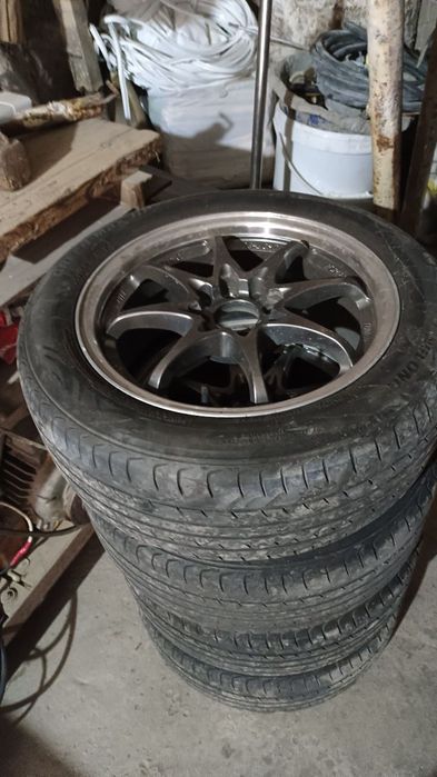 Продаются диски с шинами r15