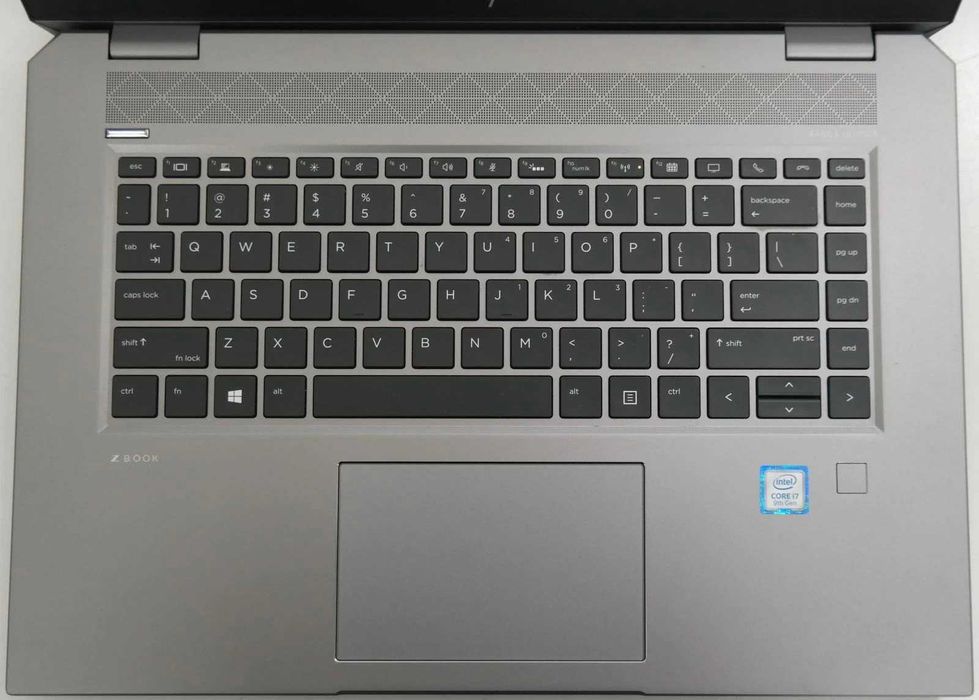 Лаптоп HP ZBook 15 G5 I9-8950HK 32GB 1TB SSD NVIDIA Quadro P2000