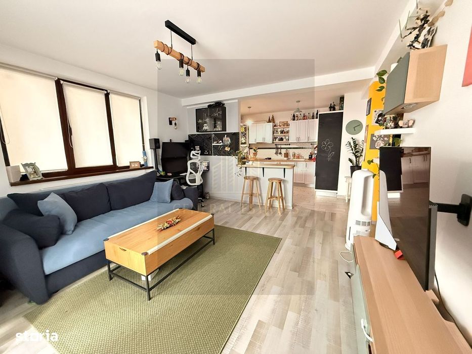 Apartament nou, luminos, cu curte proprie și parcare inclusă