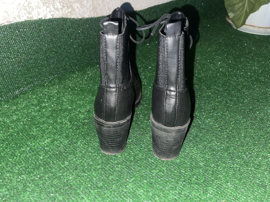 Кожени ластични боти