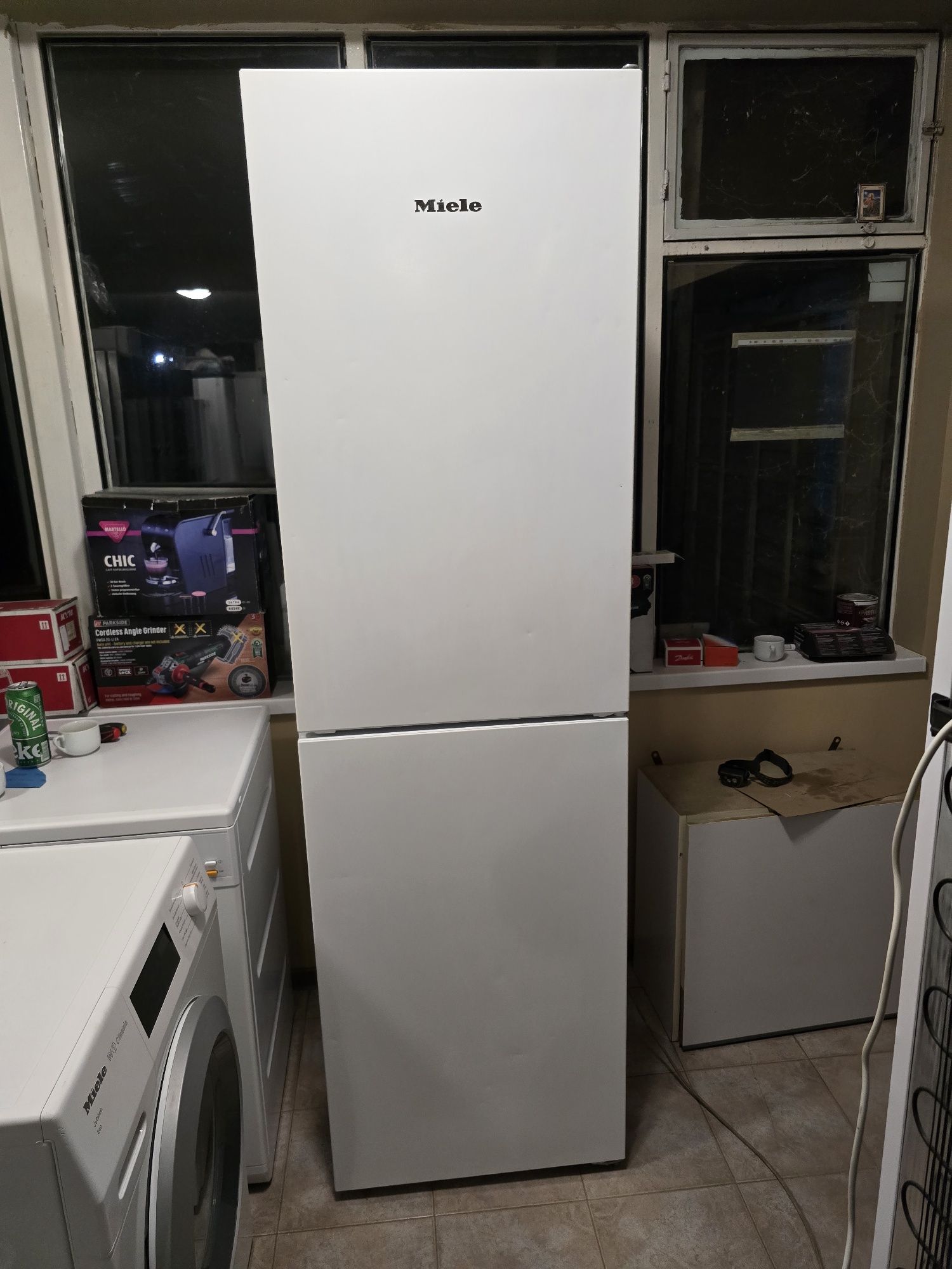 Хладилник с фризер Miele 2м