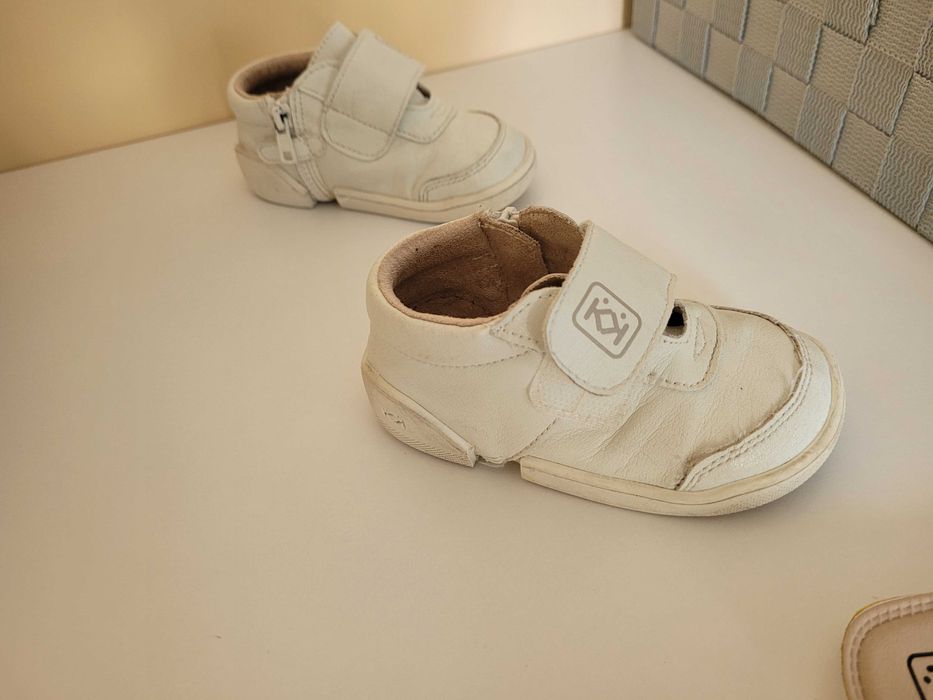 Боси обувки Колев и Колев