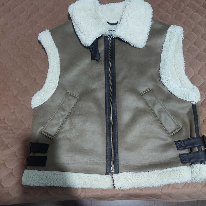 Дамски елек на Зара