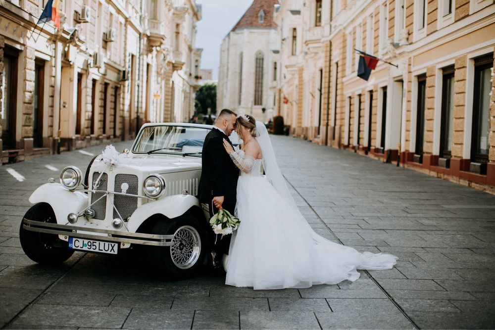 Inchiriez masina epoca nunta si diverse evenimente