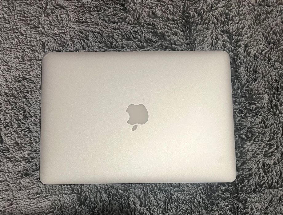 MacBook air 13 Early 2015