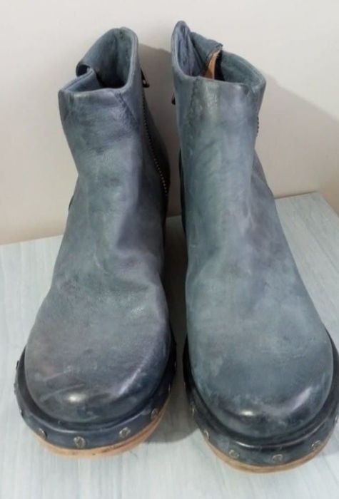 Ghete albastre din piele naturală mărimea 38