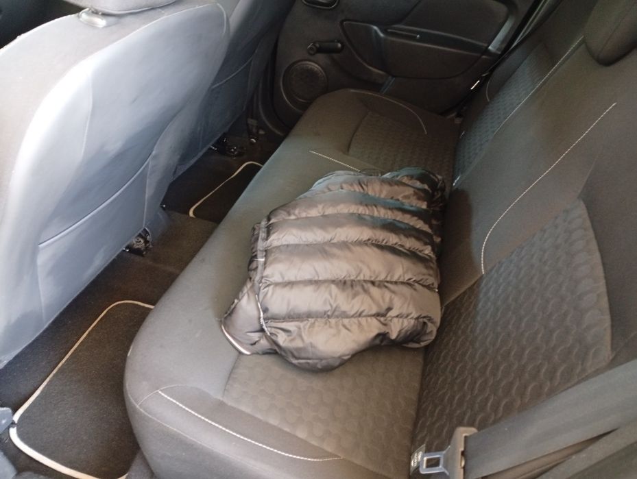 Vând Logan MCV an 2015