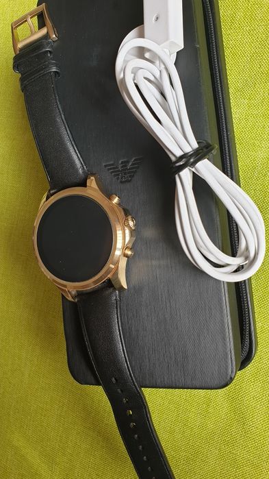 Emporio Armani smart watch ОРИГИНАЛ! топ състояние -350лв