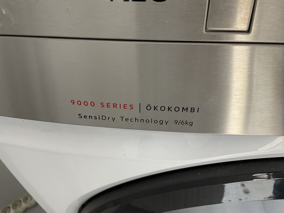 Masina de spalat rufe Aeg - seria 9000 cu pompa de caldura