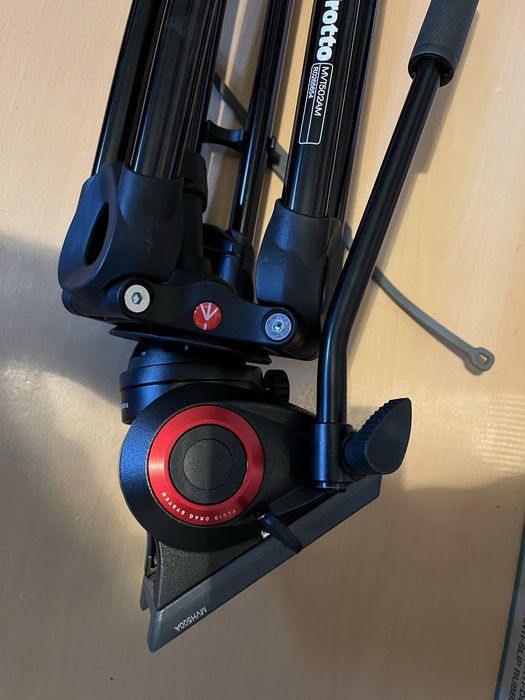 Trepied foto manfrotto mvt502am