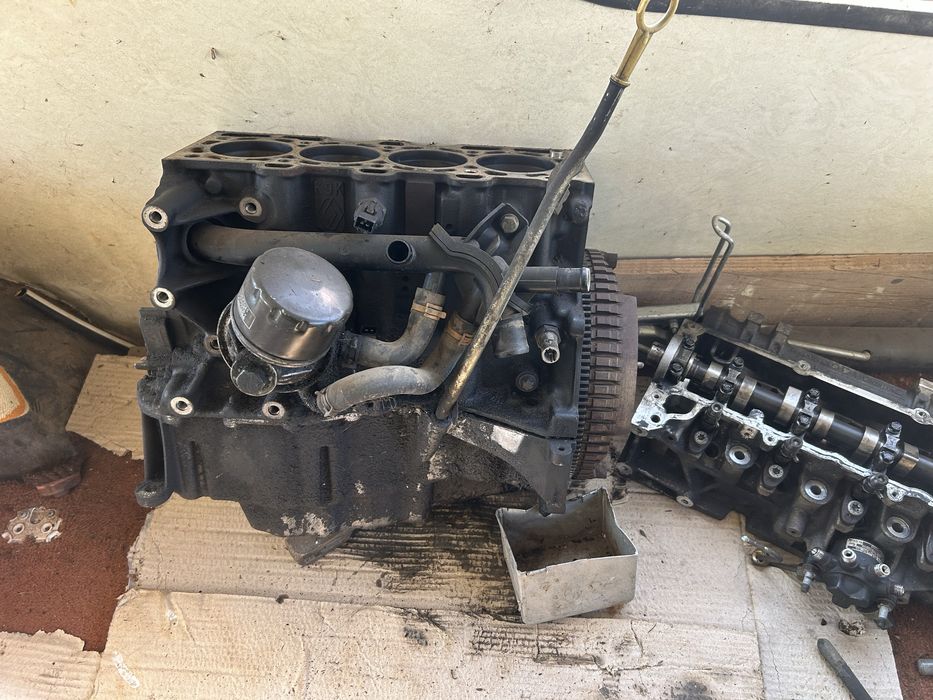 Vând motor 1.5dci euro 3