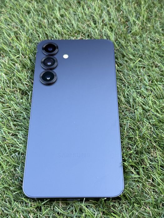Samsung Galaxy S25, Pret 2700 lei