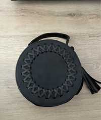 Дамска кръгла черна чанта