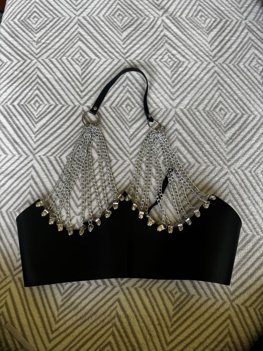 Accesorii haine sexy