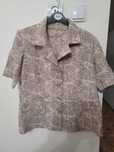 Sacou  bej cu maneca scurta din brocard, elegant, superb