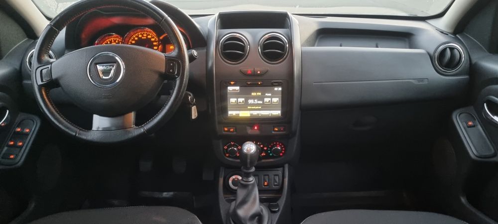 Dacia Duste Prestige / 1.5 dci 110cp/4X4/Navigație