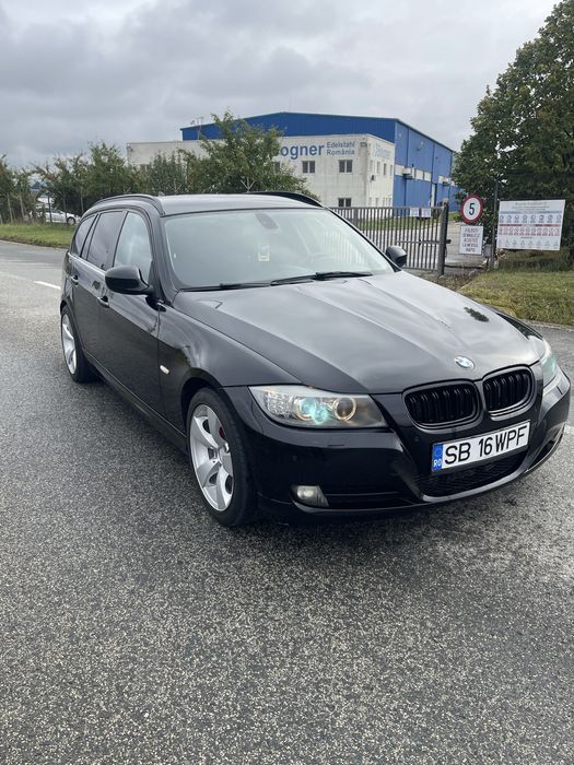 Bmw E91  320d xdrive