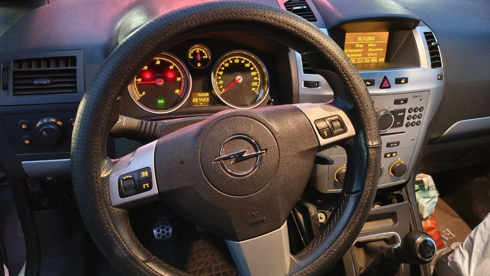 Opel zafira B an fabricatie 2008