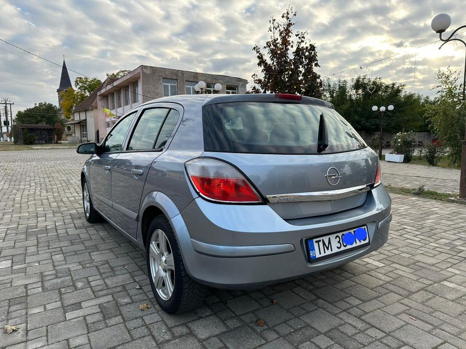 Opel astra H 2005